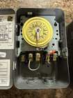 The    little Gray Box    Electric Water Heater Timer  By Intermatic Wh40