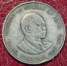 Very Nice Details  1980 Kenya One Shilling Coin-reverse Issues-mar296