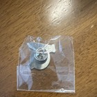 Avenue Q Official Lapel Pin   West End   Broadway 