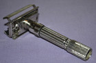 Genuine Vintage Gillette Fatboy Adjustable 1-9 Double Edge Safety Razor G-1 1961