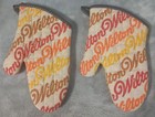 2 Vtg Wilton Oven Mitts Pot Holders Hot Pads Quilted Insulated Logo Retro Read