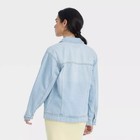 Universal Thread Women s Denim Trucker Jacket Vintage Relaxed Fit