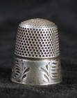 Antique Sterling Silver Thimble Victorian Floral Design Size 9  th8 