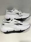 Reebok Zignition Sneaker - Men   s Size 11 5 - Regular Width - Brand New In Box 