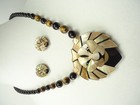 Lee Sands Tigers Eye  Black Onyx Beads Lion Pendant Necklace And Earrings Set