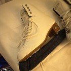 Riedell White 229 Edge Figure Skates 9 1 2 Med  W  Eclipse Astra Blades Pair