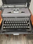 Vintage Very Nice 1948 Royal Quiet De Luxe Portable Typewriter Types Grt  W case