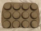 Pampered Chef Stoneware Muffin Cupcake Pan 12 Count Family Heritage Classics