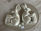 New  35 Nordic Ware   Cottontail Easter Bunny   Basket Cake Pan   10 Cup Capacity