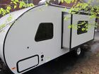 Camper - Travel Trailer - Forrest River  - R Pod 195  2020