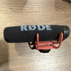 Rode Videomic Go On-camera Shotgun Microphone  Compact  3 5mm  Black red