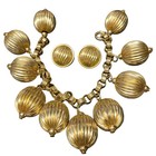 Napier Vintage Chunky Gold Tone Ribbed Ball Book Chain Bracelet   Earrings Set
