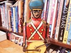 Vintage 1930 s  Large Wolverine Tin Litho Wind Up   27 Drum Major   2