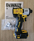 New Dewalt 20v Max Brushless 3-speed 1 4  Impact Driver Dcf845b