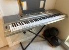 Keyboard Piano Yamaha Silver  Used But Good Condition  Built-in Effects