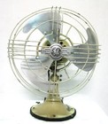 Vintage Ge Creme 9  Mid Century Modern Mcm Vortalex Vintage Electric Fan - Runs 