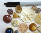 Lot Of 32 Vintage Celluloid Buttons 1 2  To 2 