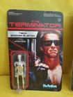 Lot 2 Action Figures Terminator T800 Endoskeleton Predator Reaction Sealed- M5