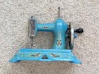 Excellent Antique German Cast Iron Child s Sewing Machine  little Seamstress 