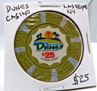 Authentic 1970 s Dunes Hotel   Country Club Green  25 Las Vegas Casino Chip Rare