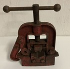 Ridgid Vintage 1 8-2 1 2  Pipe Vise Clamp B-y-2-a Bench Tool Elyria  Ohio Usa