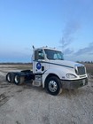 Semi Tractor - 2007 Freightliner Day Cab