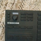 Native Instruments Maschine Mikro Mk3 Sampler Sequencer Black 16 Pads