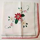 New Holiday Tablecloth Plus 18 Matching Napkins 70x88 Oval Christmas Style 8205