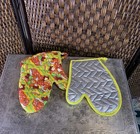 Vintage Kitschy 70   s Potholders