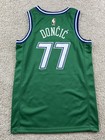Nike Dallas Mavericks Jersey Men s Small Green Luka Doncic Classic Swingman  77