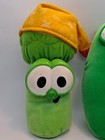 2 Veggie Tale Plushes  Jr  Asparagus And Larry The Cucumber  Fisher Price  1999 