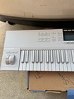 Native Instruments Komplete Kontrol S61 Mk2 Keyboard Piano Workstation Limited 