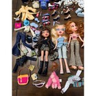 Bratz Doll Lot Of 5 Mga 2001 Vintage Y2k Fashion Dolls Clothes Accessories