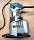 Makita Rt0701c  Variable Speed Trim Router W offset Base