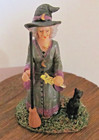 Lemax  Spooky Town Figurine - Ready For A New Spell  22112