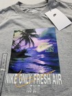 New Boys Nike Tropical Vibes T-shirt Youth Size Large Tee