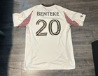 Adidas Iv5103 D c United Christian Benteke  20  the Soul Kit  Away Kit- Mens L 