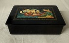 Vintage Hand-painted Palekh Russian Lacquered Box W hinged Cover - Fine Details