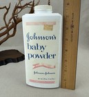 Johnson   s Baby Powder Vintage 24 Oz Talc Bottle W Embossed Back