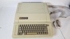 Vintage Apple Lle Computer  - Powers On
