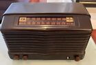 Vintage 1940s Olympic Brown Bakelite Tube Radio Model 7-532w