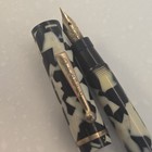 Vintage  pacific  Gold Medal White black Fountain Pen Tortoise  14k Nib