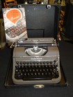 Vintage 1940 s Underwood Champion Portable Typewriter With Case   Owners Manual