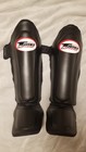 Twins Special Sgl10 Black M Shin Guards  Brand New 