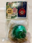 2 Vtg Leewards Dexters Boutique Petal Rays Sequin Bead Christmas Ornament Kits