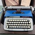 Smith Corona Classic 12 Royal Blue Manual Vintage Typewriter   Case Rare Color