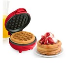 Nostalgia Mini Wafflemaker Red