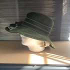 Toucan Collection New York Green Wool Hat Velvet Bow Vintage Style Classic Chic