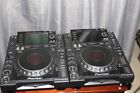  2  Pioneer Cdj 2000 Dj Turntables