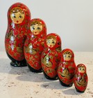Vintage Hand Painted Russian Matryoshka 5 Piece Set 7     Nesting Dolls  Signed